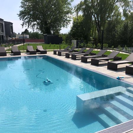 25H Spa-Residenz Pools In & Out, Private Garden & Beach Нойзідль-ам-Зе Екстер'єр фото
