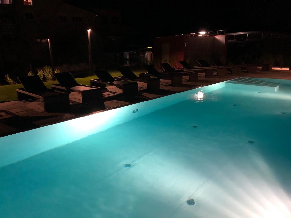 25H Spa-Residenz Pools In & Out, Private Garden & Beach Нойзідль-ам-Зе Екстер'єр фото